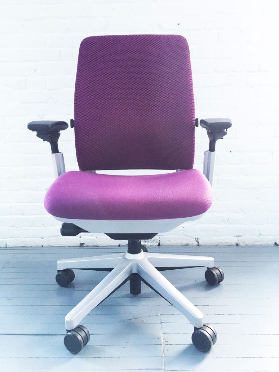 C61167C - Steelcase Amia 3D Task Chair - Purple