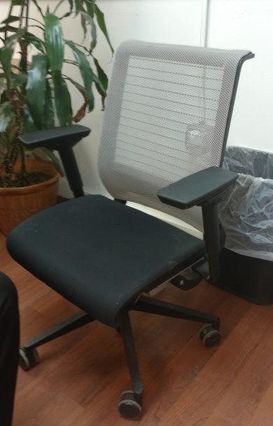 C61100C - Steelcase Think Chairs