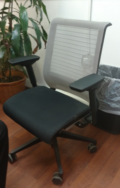 C61100C - Steelcase Think Chairs