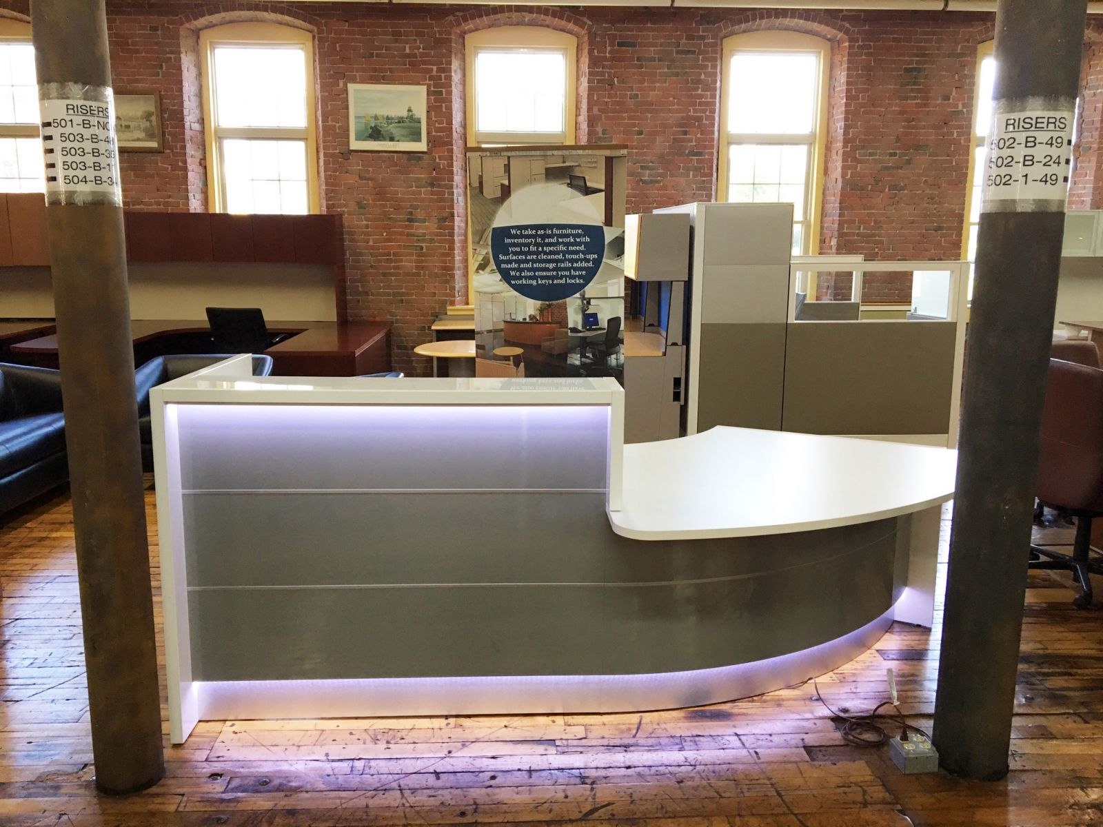 R6084C - Valde LED Laminate Reception Station by MDD - New