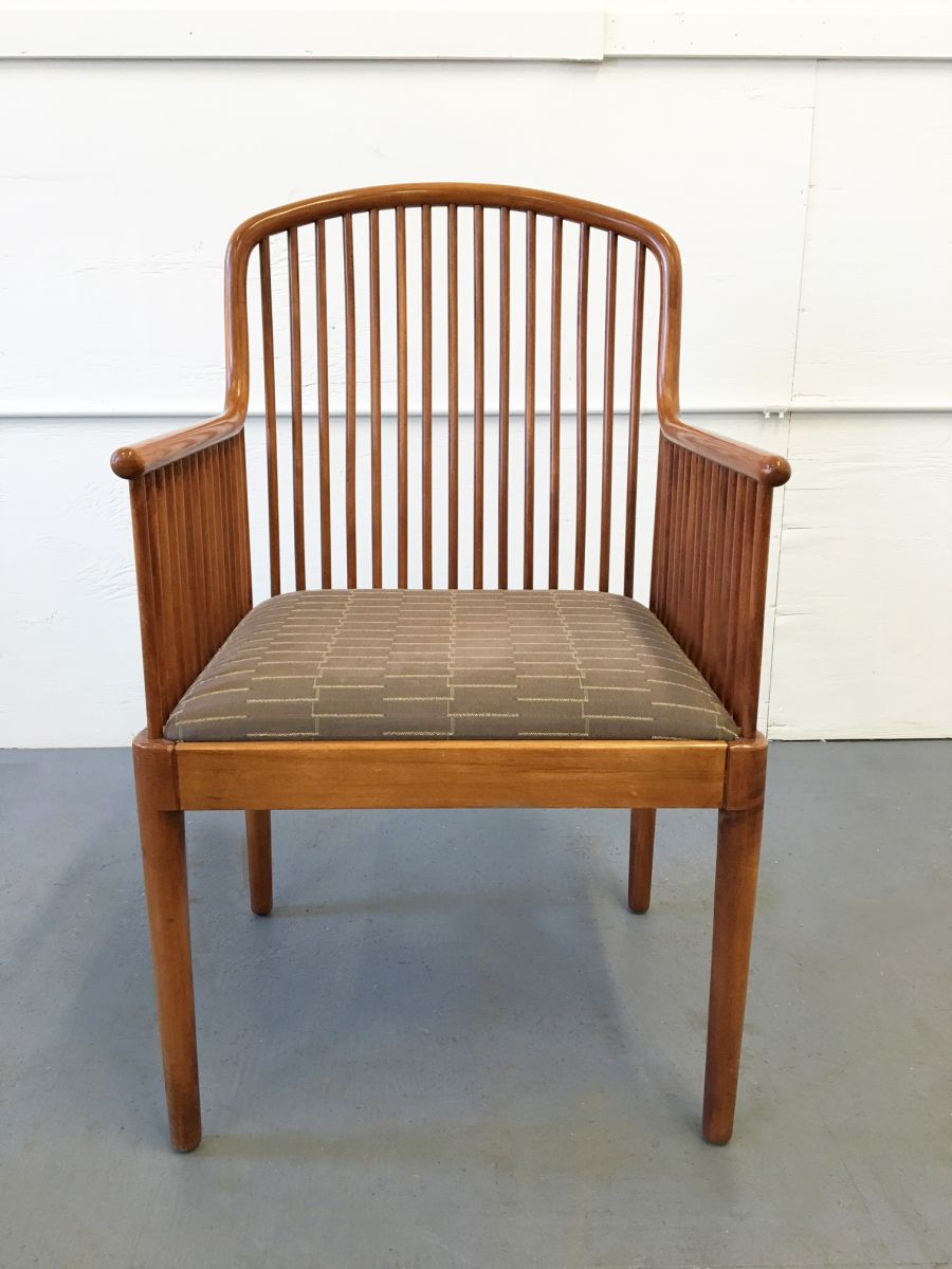 C2745C - Davis Allen Exeter Side Chairs by Knoll