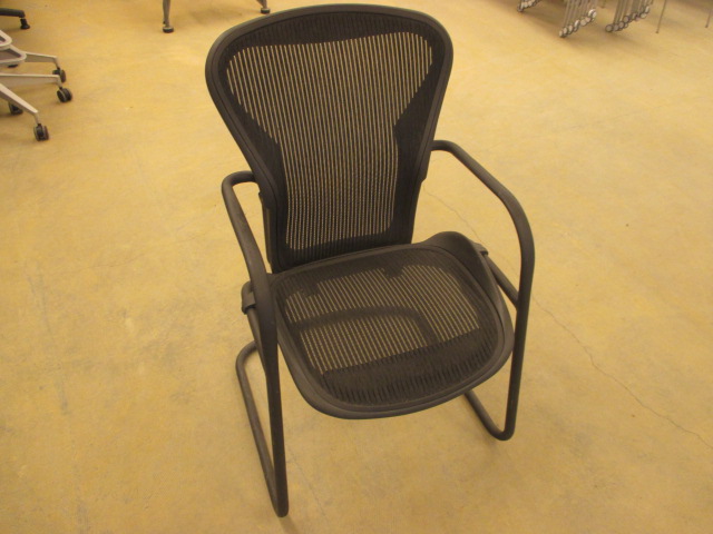 C61280C - Herman Miller Aeron Side Chairs