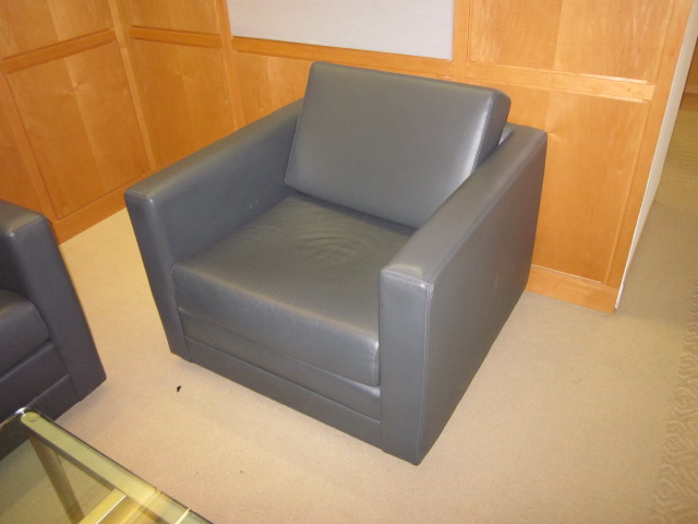 R6058 - Brayton Club Chairs