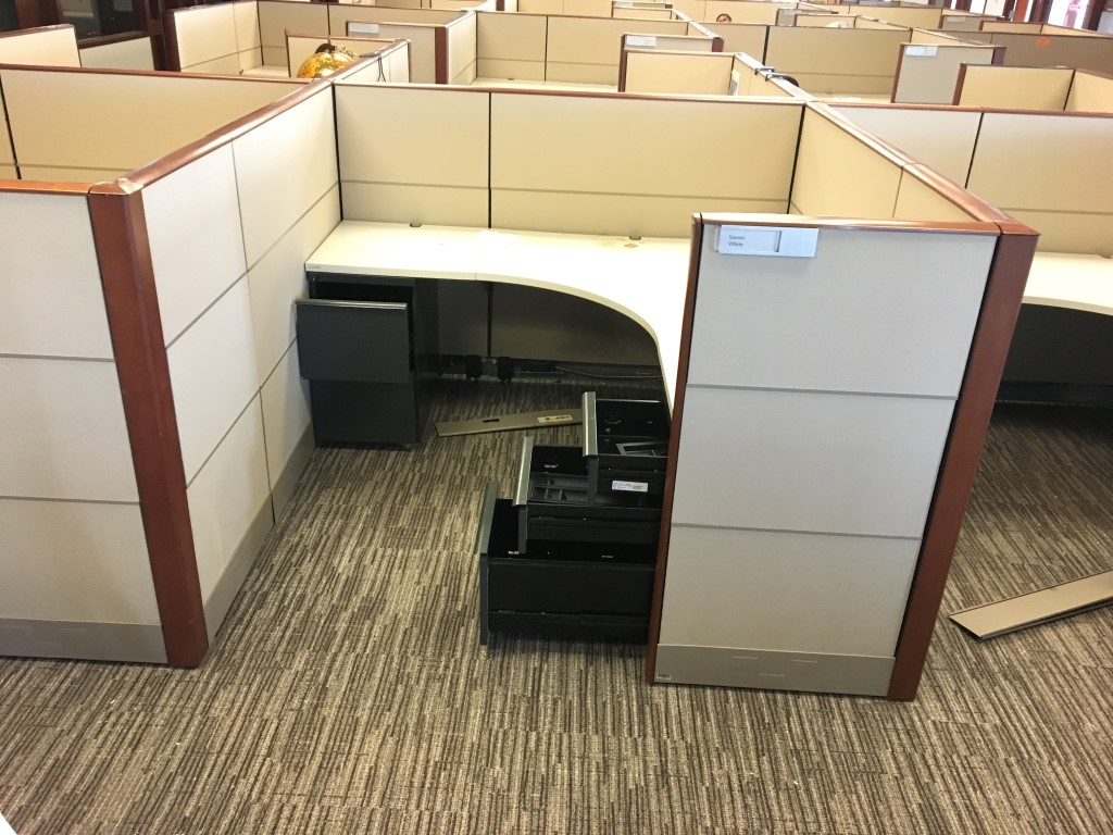 W6123 - Knoll Workstations