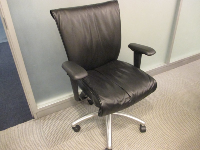 C6041 - Sit-On-It Leather Seating