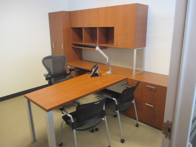 D12078 - Steelcase Laminate Desk Sets