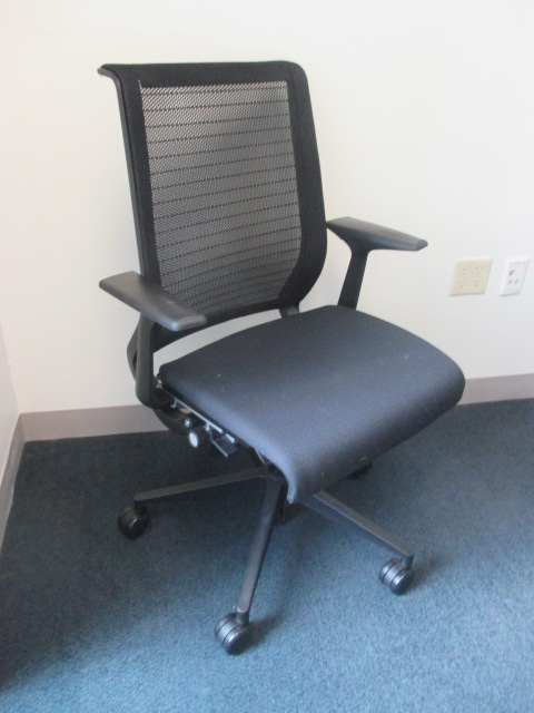 C61319C - Steelcase Think Chairs