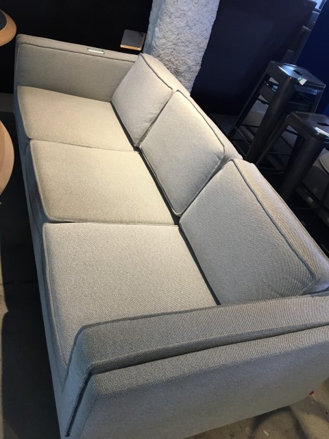 R6157C - Gus Furniture Couch
