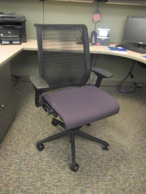 c61593 - Steelcase Think Chair