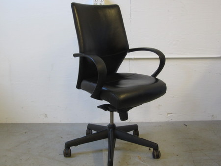 C3653 - Keilhauer Conference Chairs