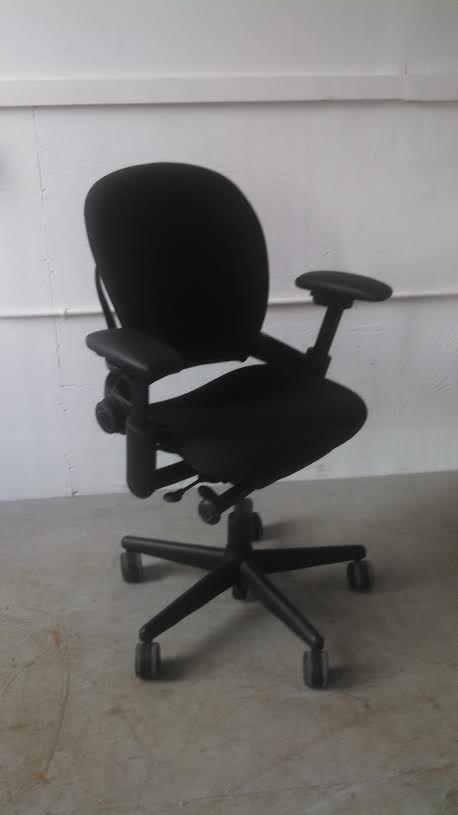 RC6036 - Remanufactured Steelcase Leap Chairs