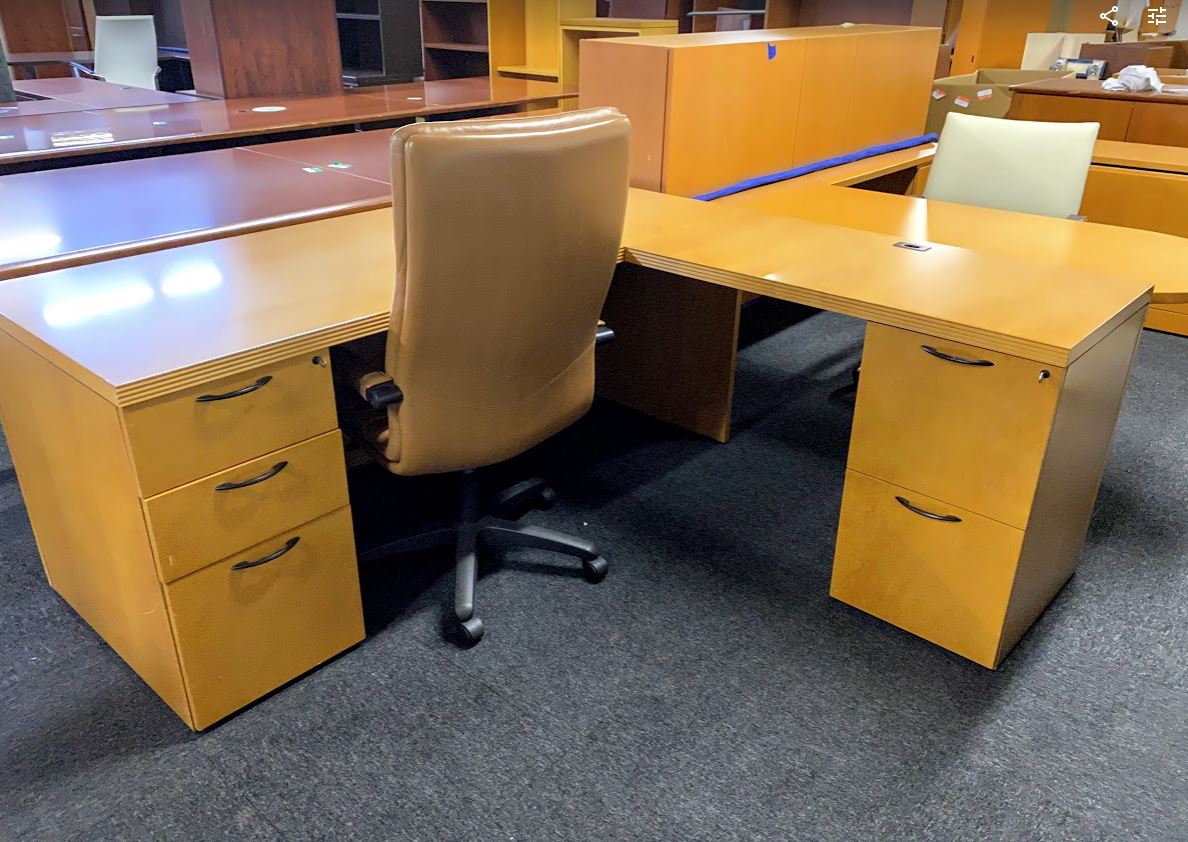 D12153 - L Shape Desk