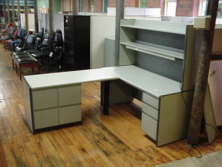 D1100 - Steelcase 9000 Unit Assemblies