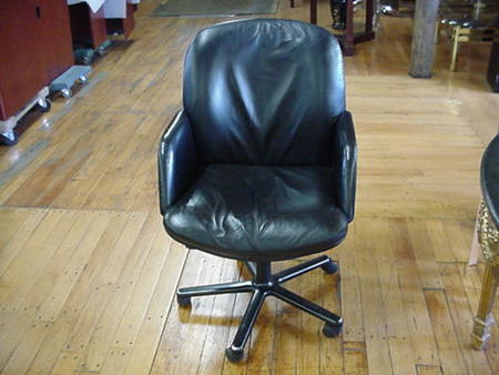 Black Leather Vecta Seating
