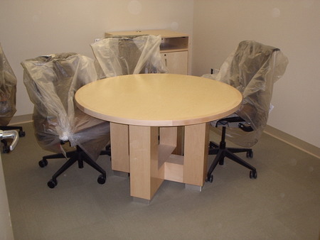 T3690 - Round Meeting Tables