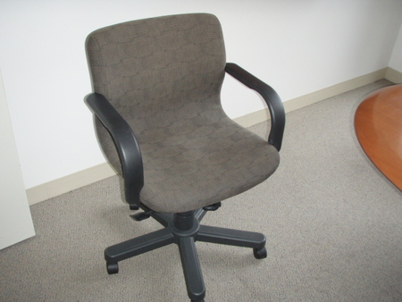 Knoll Bulldog Conference Seating