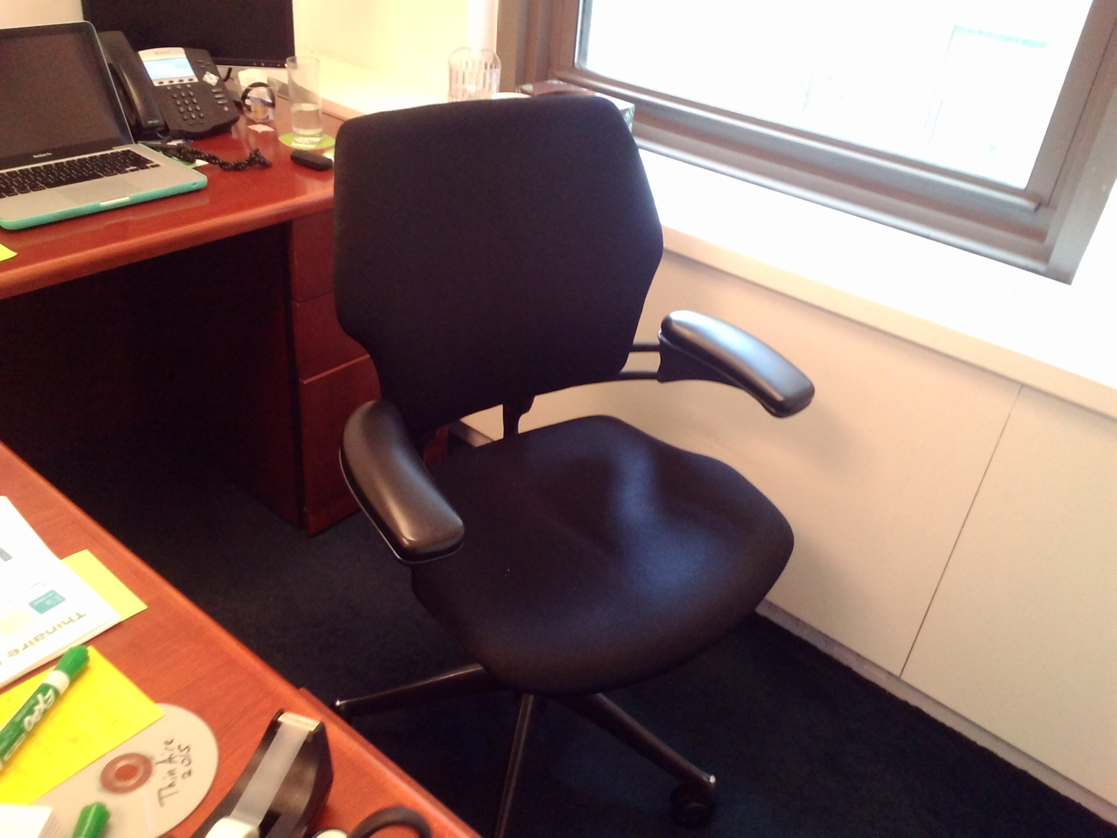 C6053 - Humanscale Freedom Chairs