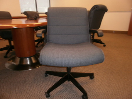 C2743 - Knoll Conference Chairs