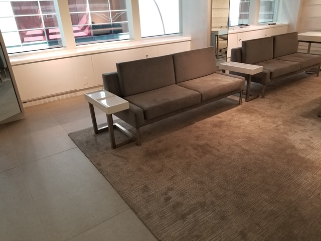 R6134C - Loveseat