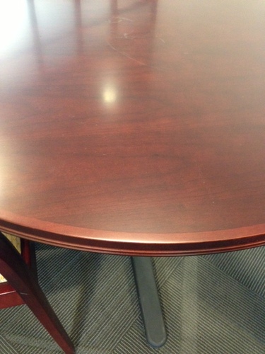 T3548 - 42" Round Table