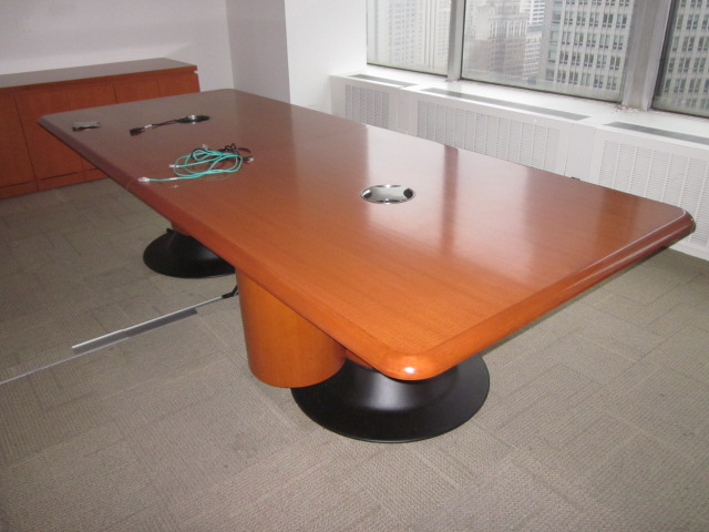 T6030C - Geiger Meeting Table