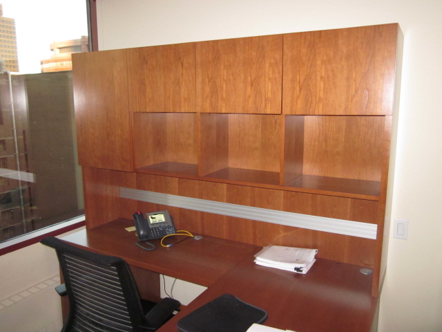 D6018 - Steelcase Desk Set