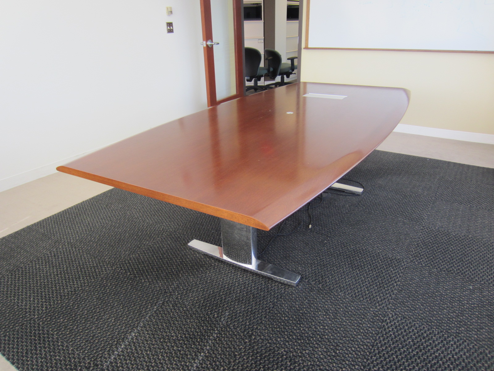 T9566C - Neinkamper Conference Table
