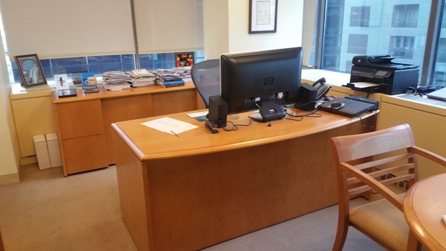 D6059C - OFS Executive Desk Set
