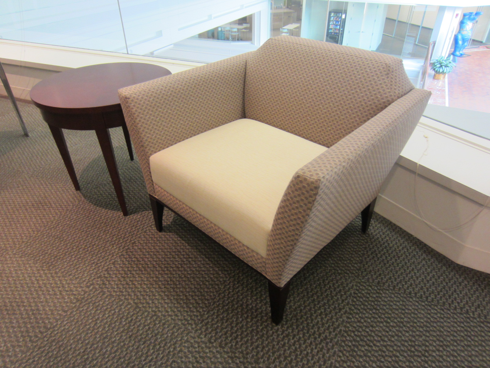 R6095 - Club Chairs