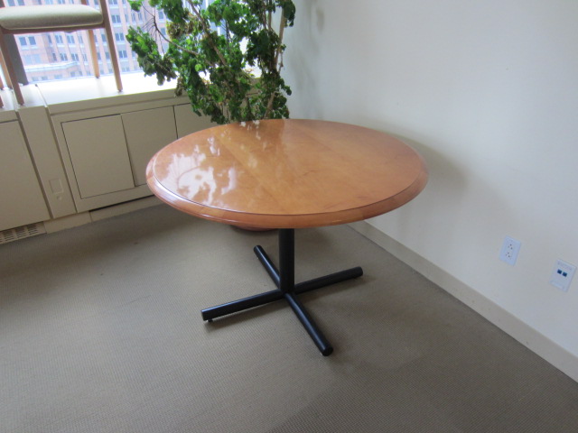 T6072C - 42"OFS Round Table