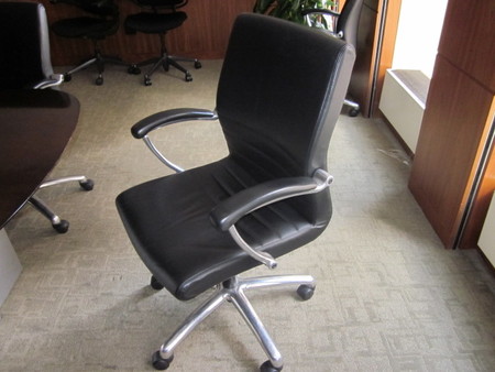 C3022 - Brandrud Leather Chairs