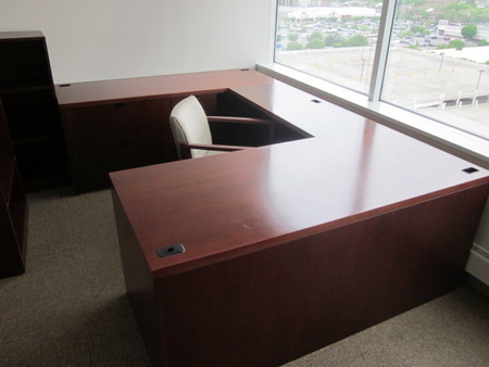 D3955C - Steelcase U-Shape Desk Sets