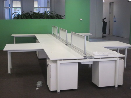 D3092 - Z Desks