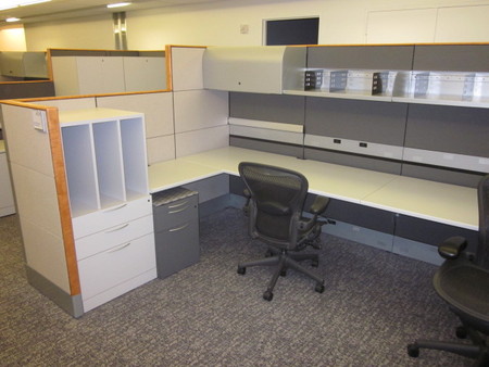 W3427 - Knoll 2 person Cubicles