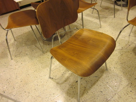 C3803C - Herman Miller Eames Cafe Seating