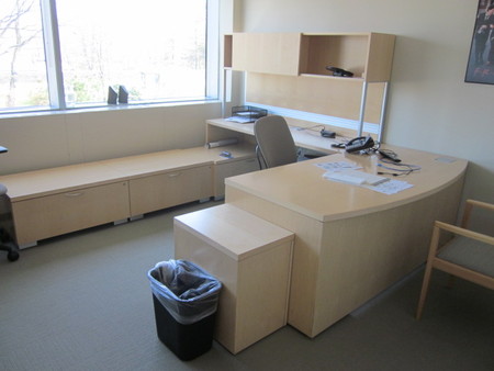 D3576 - Steelcase Elective Elements Desks