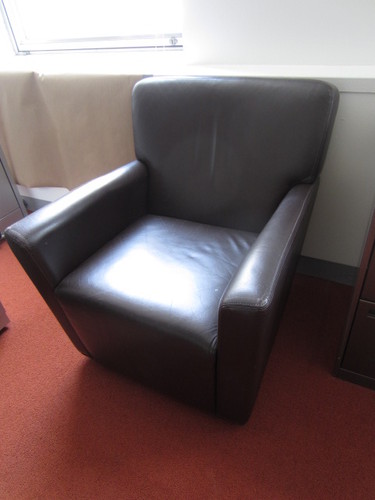 R2965 - Cartwright Leather Club Chair