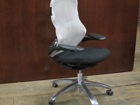 C3593 - Knoll Generation Chairs