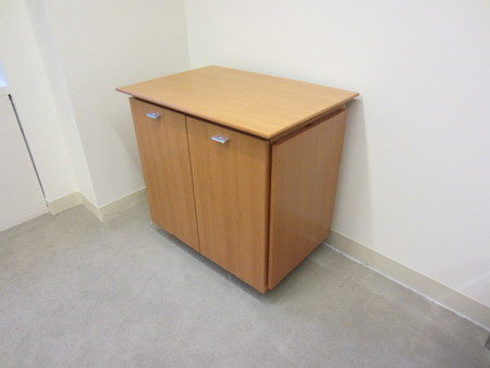 T3874C - Bernhardt AV Cart