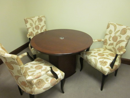 T3209 - 42" Round Tables