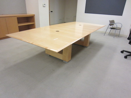 T3861C - Steelcase 10' Conference Table