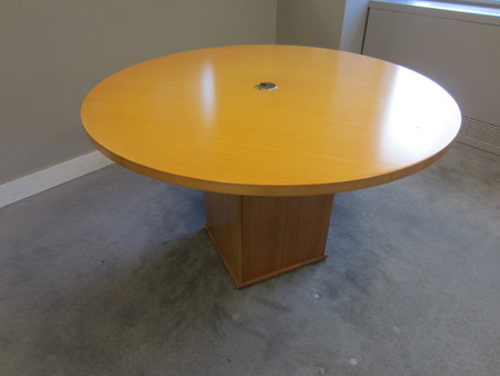 T3871C - 48" Round Table
