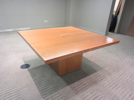 T3857C - Mobile Meeting Tables