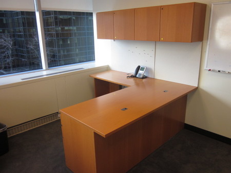 D2798 - Knoll L-Shape Desk Sets