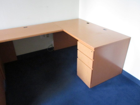 Knoll Desk Sets