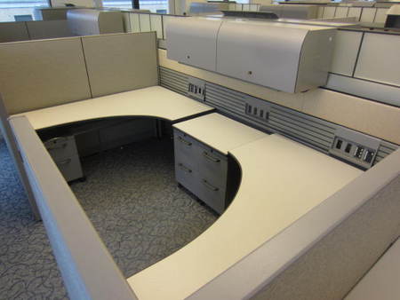 W3319 - Knoll Partner Workstations