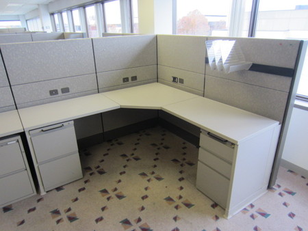 W3763 - Herman Miller Used Cubes