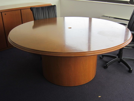 T3920 - 72" Round Meeting Table