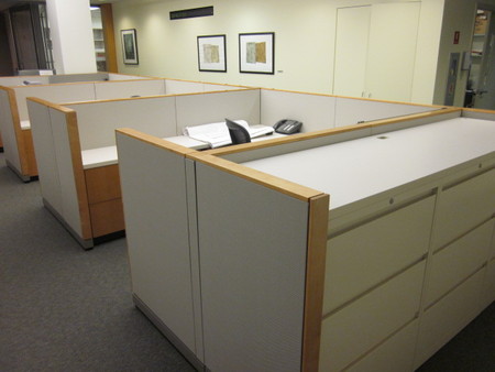 W2275 - Steelcase Cubicles
