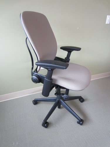 C3560 - Steelcase Leap Chairs